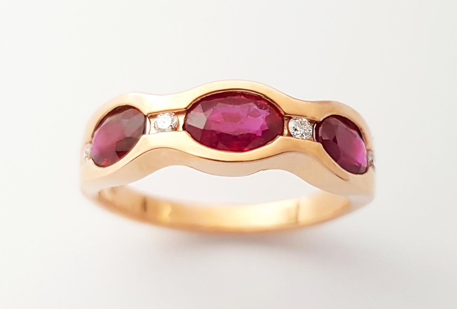 Anello con rubino e diamante con montatura in oro rosa 18K in vendita 6