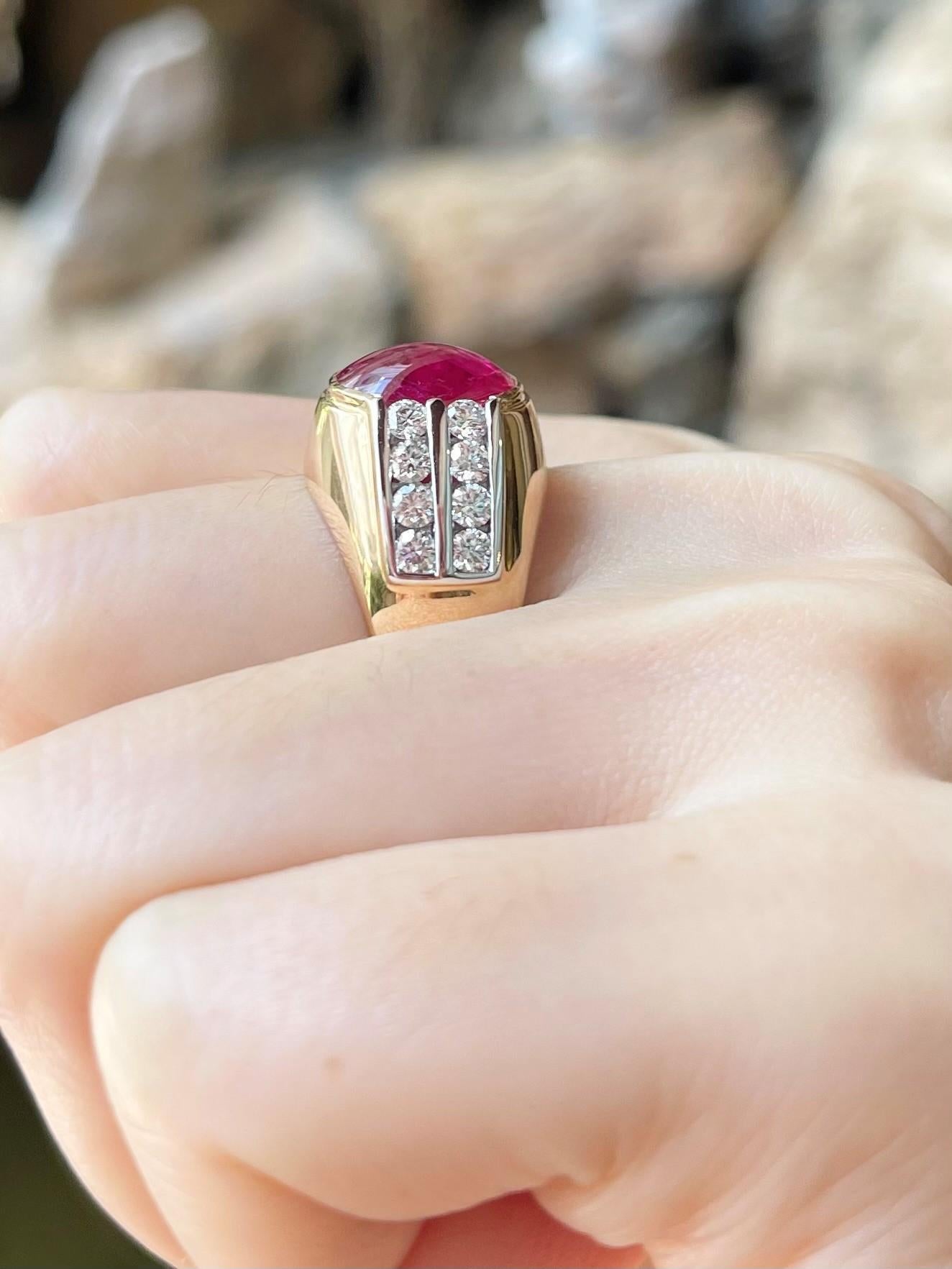 Anillo de Rubí con Diamante engastado en Oro Rosa de 18K Contemporáneo en venta