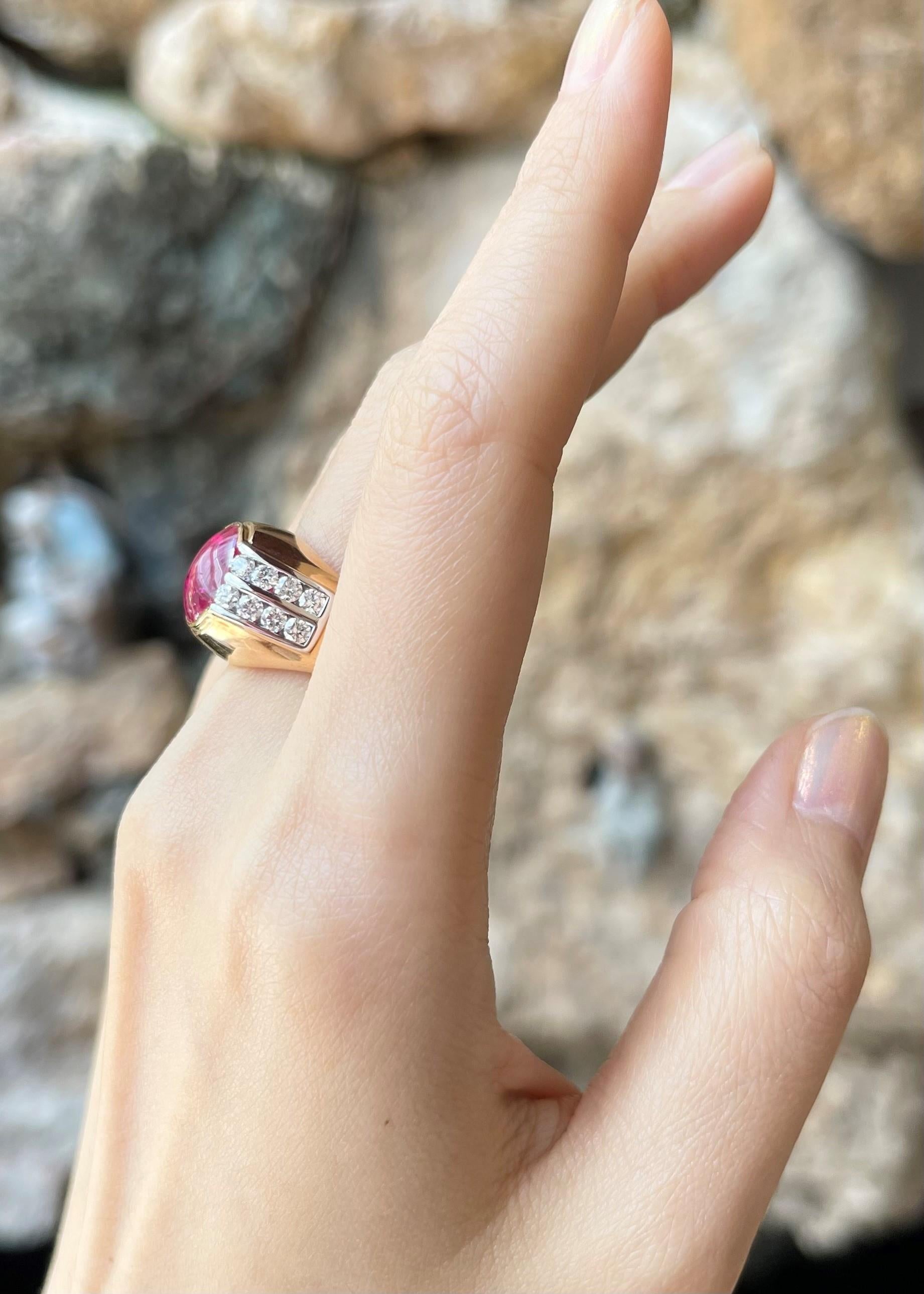 Anillo de Rubí con Diamante engastado en Oro Rosa de 18K Cabujón en venta