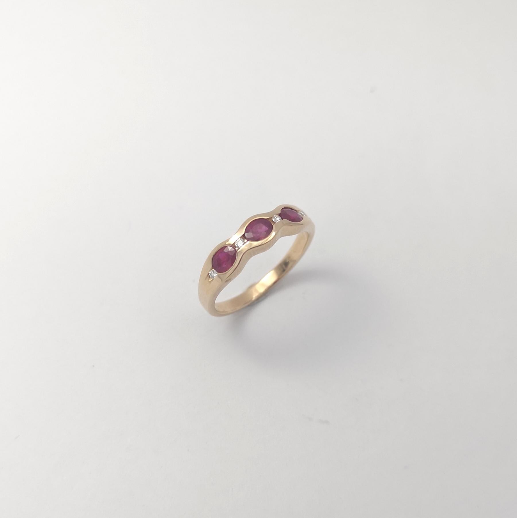 Anillo de Rubí con Diamante engastado en Oro Rosa de 18K en venta 1