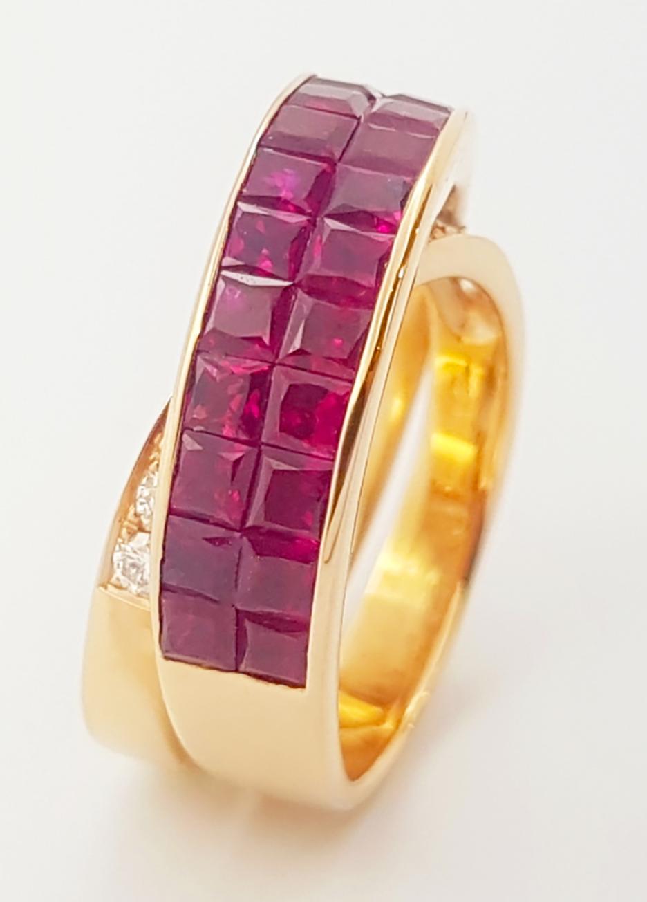 Ruby with Diamond Ring set in 18K Rose Gold Settings For Sale 2