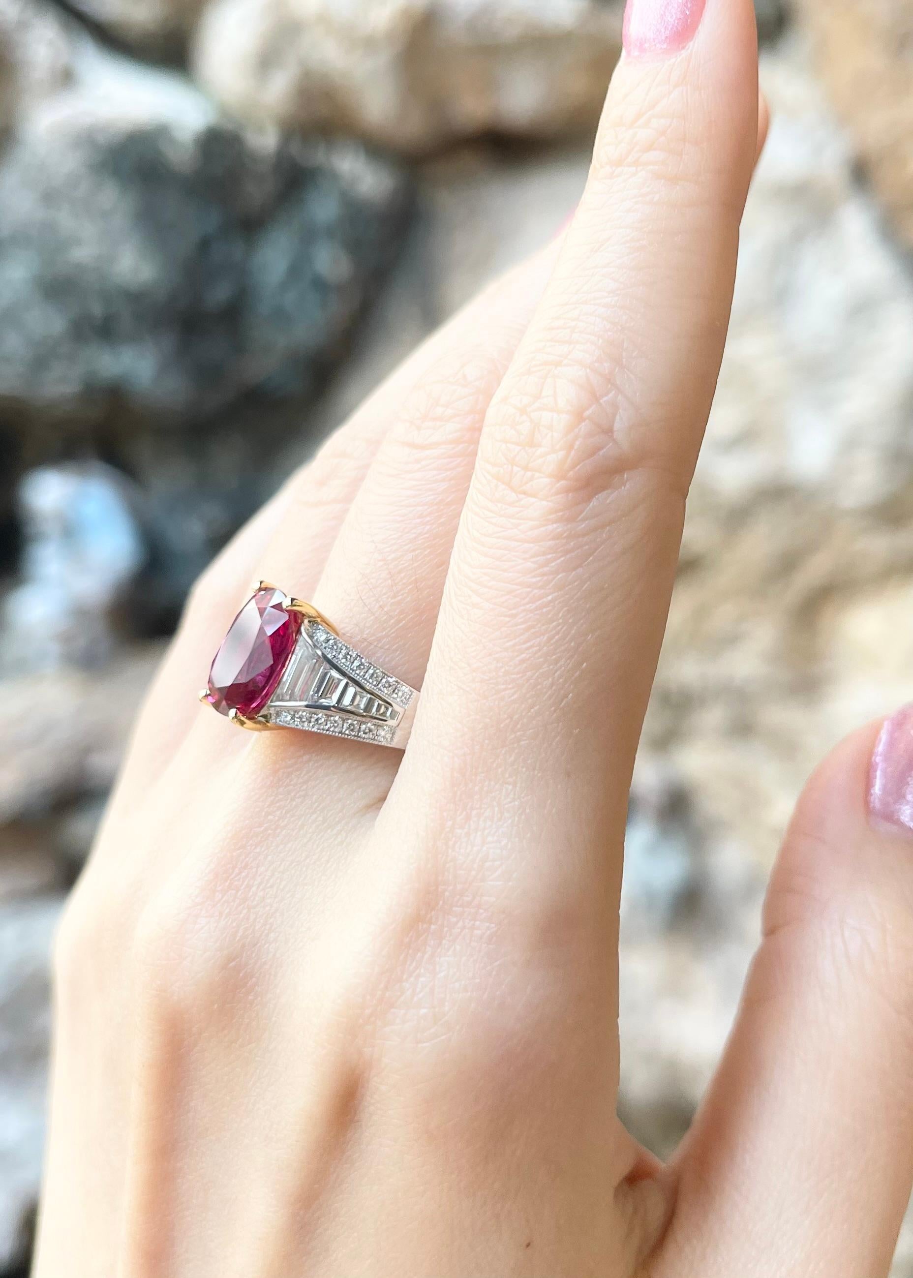 Anillo de Rubí Certificado GIA con Diamante engastado en Oro Blanco de 18K en Nuevo estado para la venta en Bangkok, TH