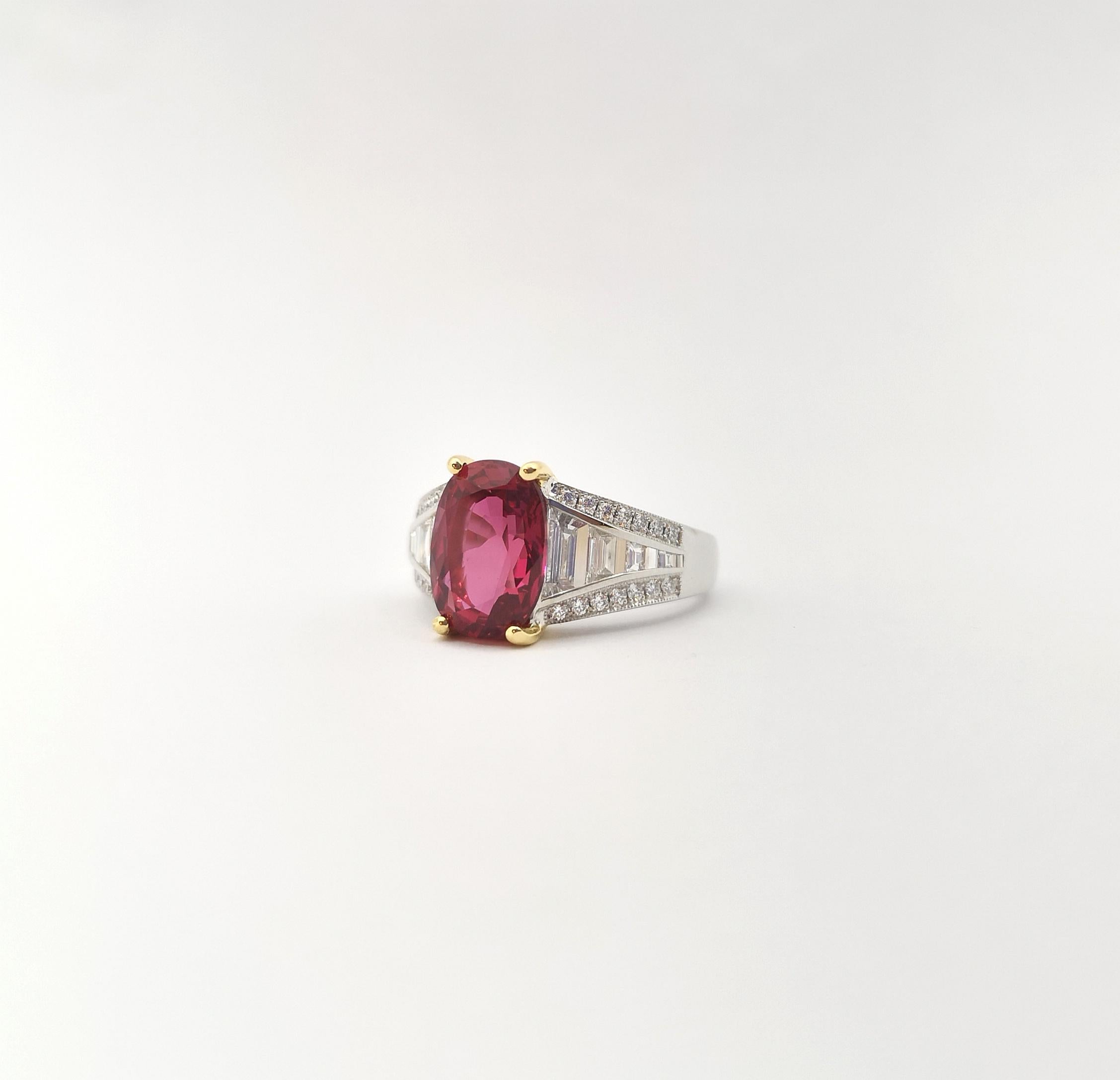 Anillo de Rubí Certificado GIA con Diamante engastado en Oro Blanco de 18K en venta 3