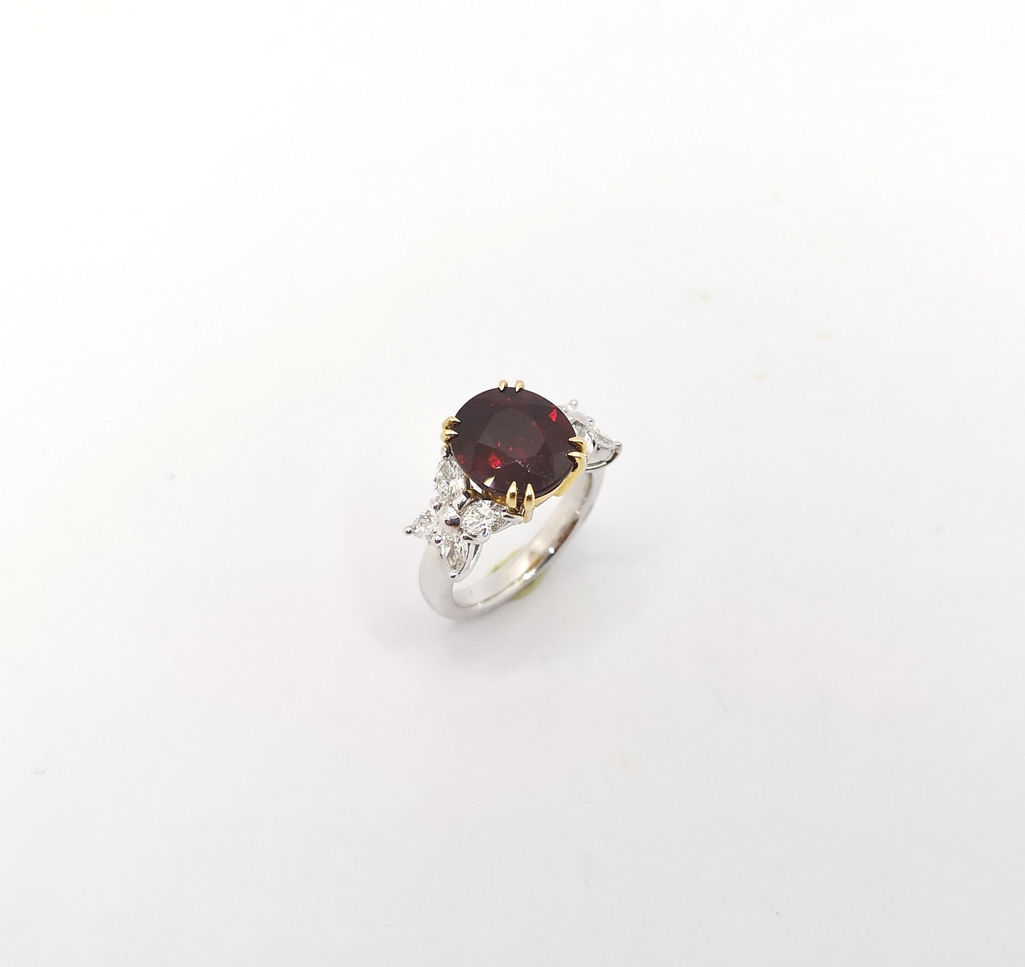 Rubin mit Diamantring in 18K Gelb/Weißgoldfassung im Angebot 7