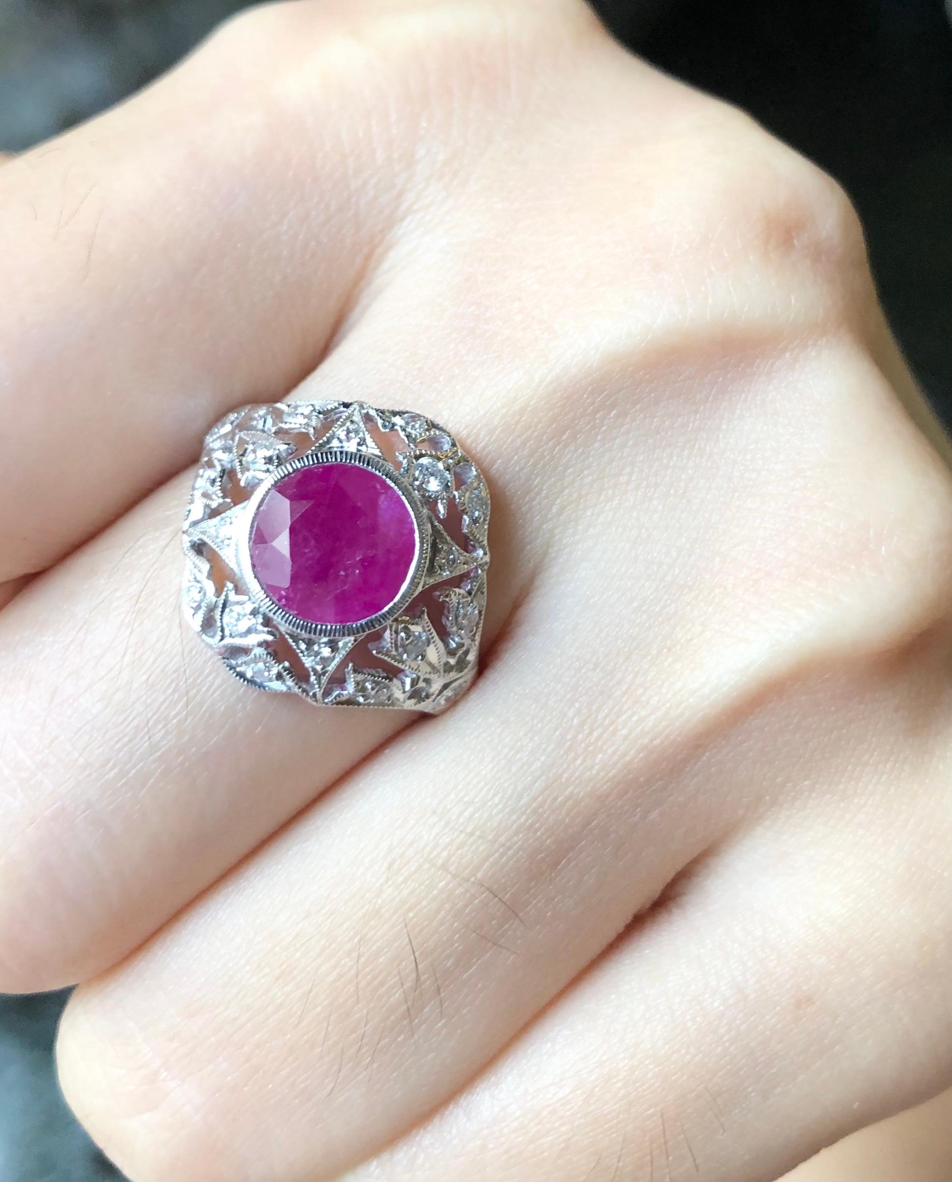 Round Cut Ruby with Diamond Set in 18 Karat White Gold Settings For Sale