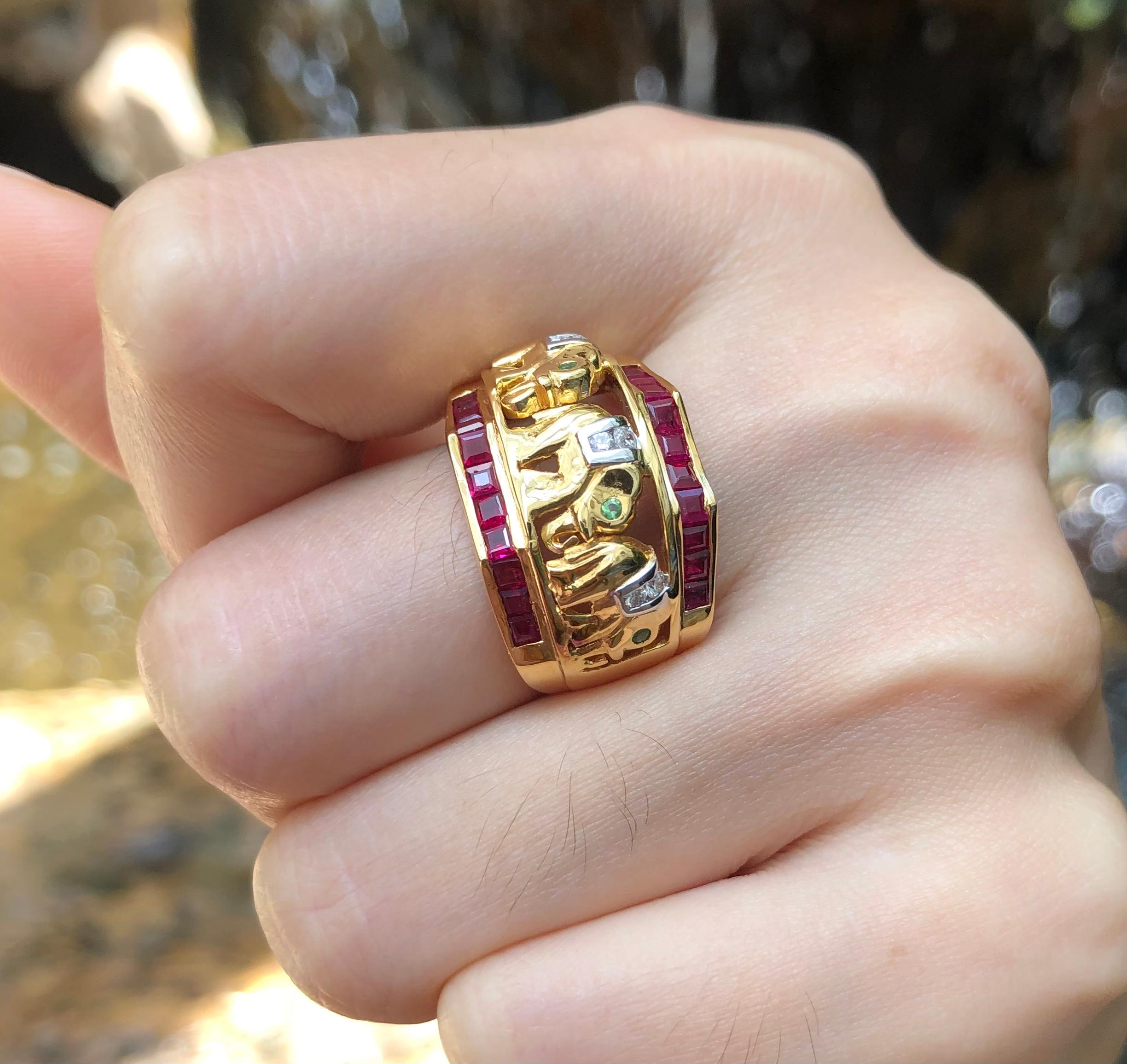Anillo Elefante de Rubí con Tsavorita y Diamantes engastado en Oro de 18 Kilates en Nuevo estado para la venta en Bangkok, TH