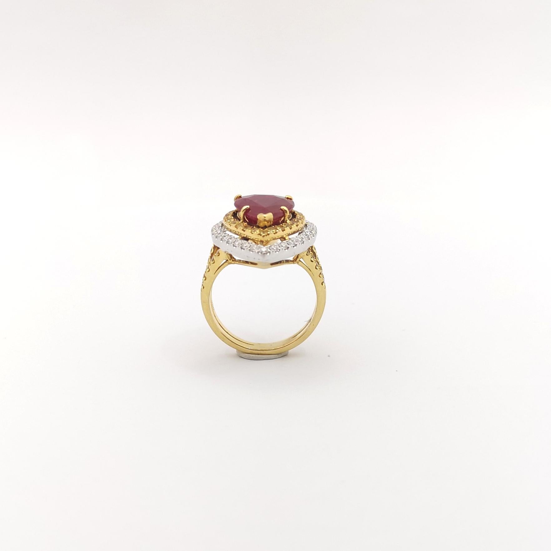 Ruby with Yellow Sapphire and Diamond Ring set in 18K Yellow/White Gold Settings For Sale 5