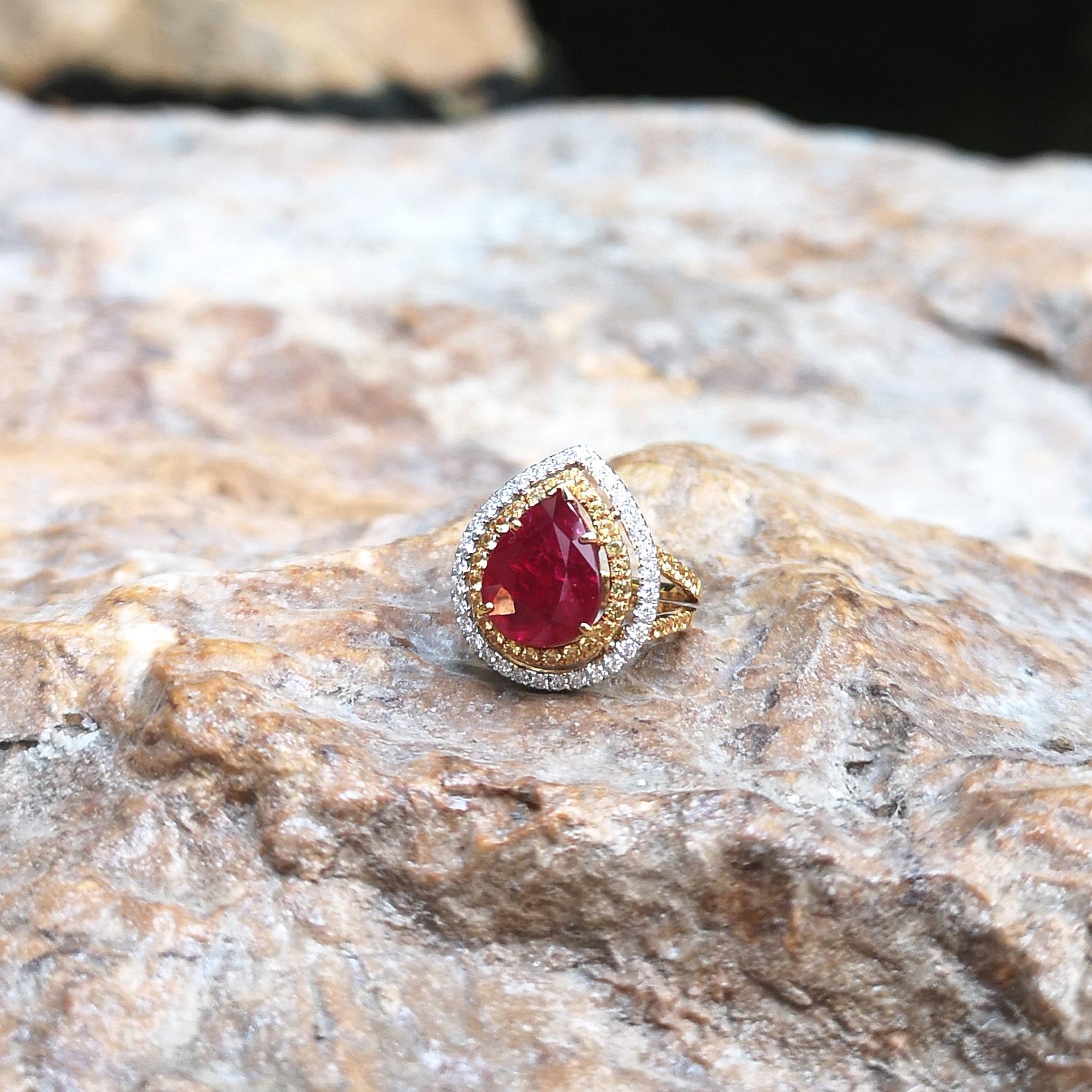Women's Ruby with Yellow Sapphire and Diamond Ring set in 18K Yellow/White Gold Settings For Sale