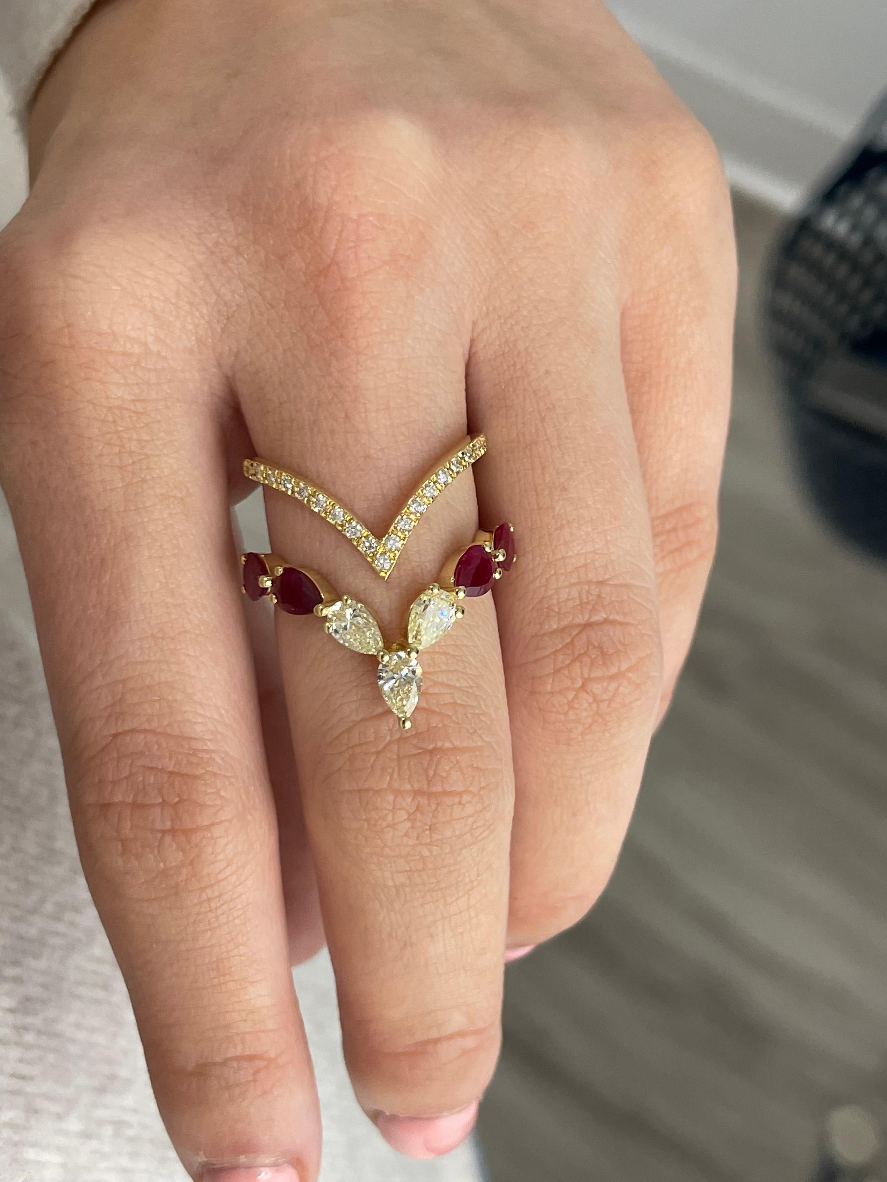 For Sale:  Ruby & Yellow Diamond Ring in 18K Yellow Gold 3