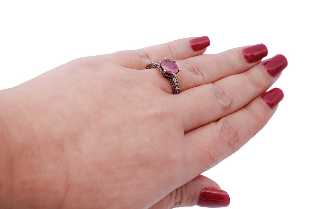 Ruby, Diamonds, 9 Karat Rose Gold and Silver Ring In Good Condition For Sale In Marcianise, Marcianise (CE)