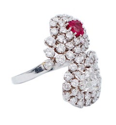 Ruby, Diamonds, Platinum Retrò Ring