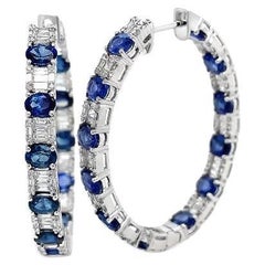 RUCHI Boucles d'oreilles en or blanc avec saphir bleu et diamants en grappe