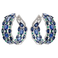 RUCHI Weißgold-Ohrringe mit blauem Saphir, Smaragd und Diamanten