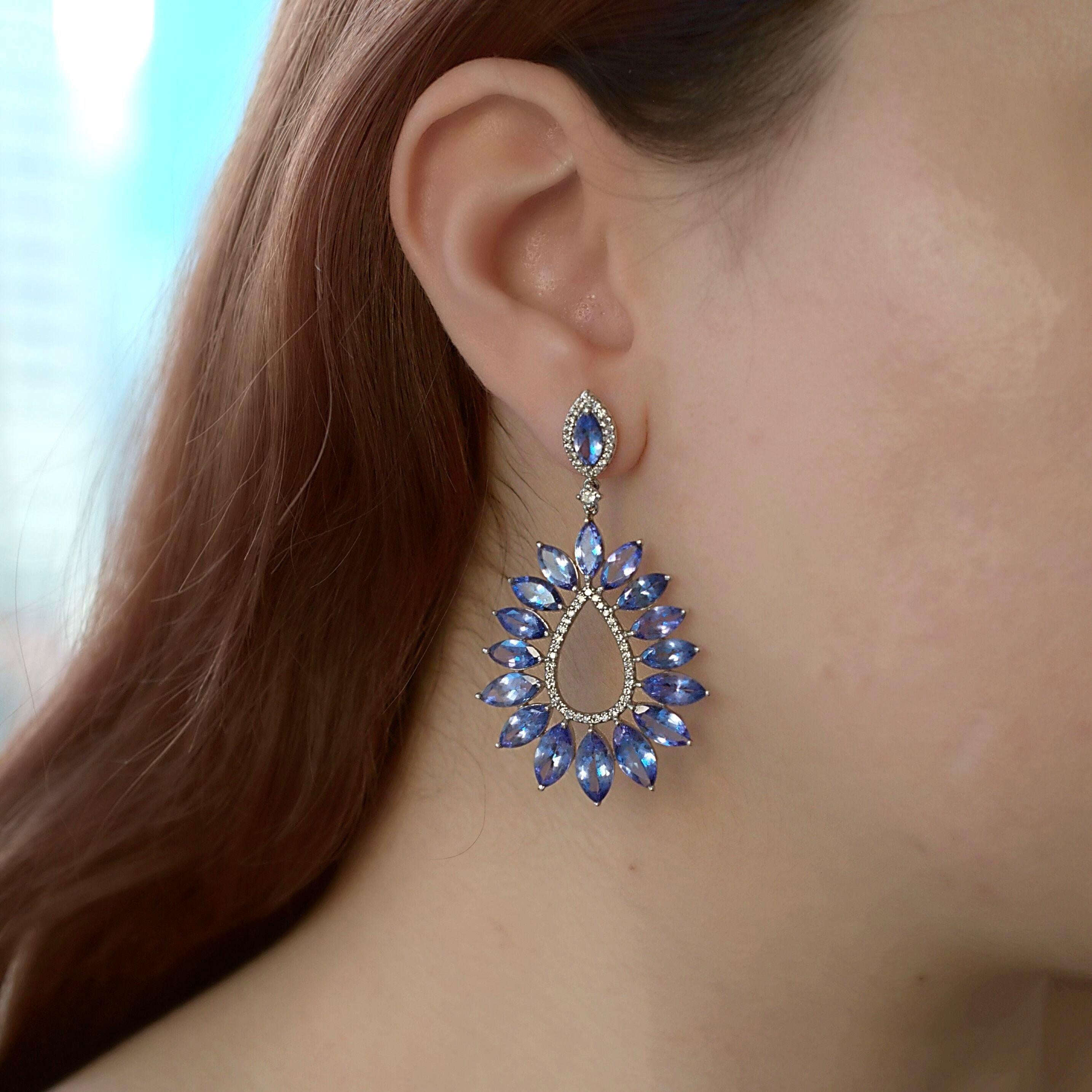 RUCHI Marquise Tanzanite & Brilliant Diamond White Gold Dangle Earrings In New Condition For Sale In New York, NY