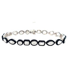 RUCHI Pulsera de Oro Blanco con Diamantes de Forma Mixta y Ágata Negra