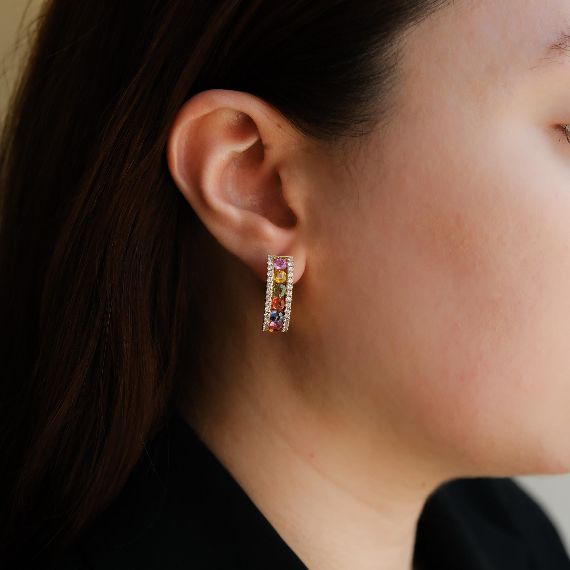 RUCHI Zafiro Multicolor y Diamante Aros Abrazador de Oro Amarillo Corte redondo en venta