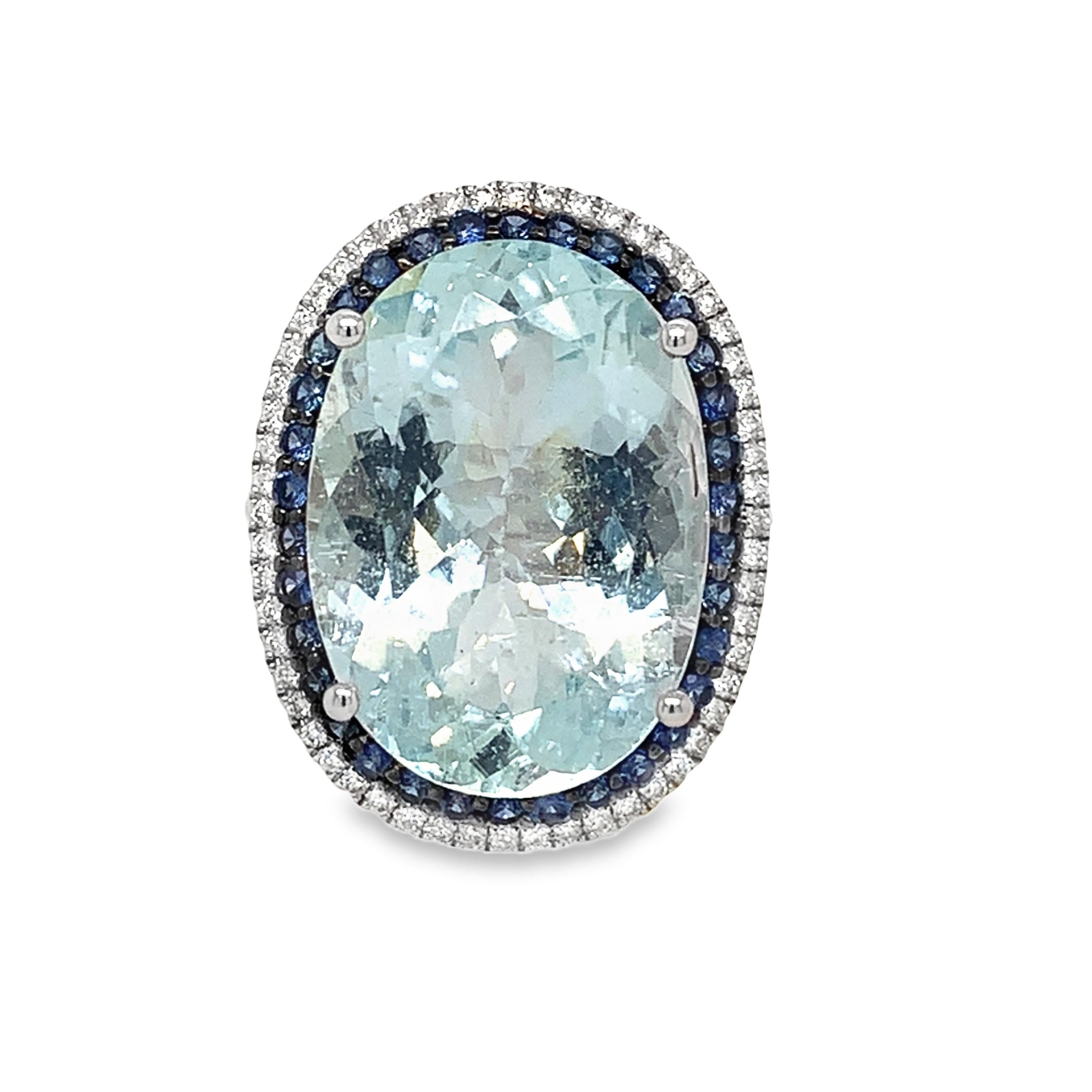 Ruchi New York Aquamarin, blauer Saphir und Diamantring (Gemischter Schliff) im Angebot
