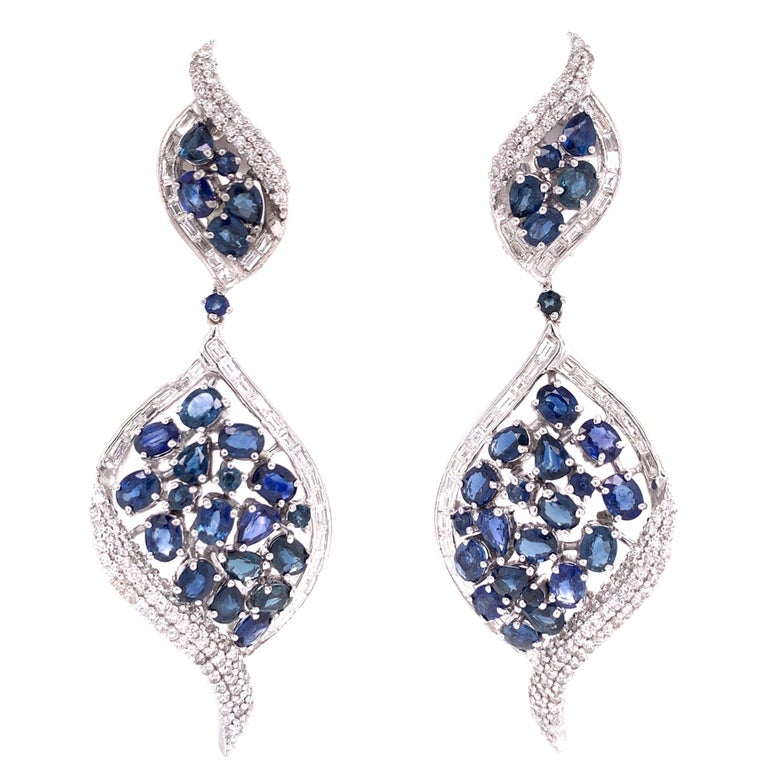 Ruchi New York Blauer Saphir und Diamant-Kronleuchter-Ohrringe im Angebot  bei 1stDibs