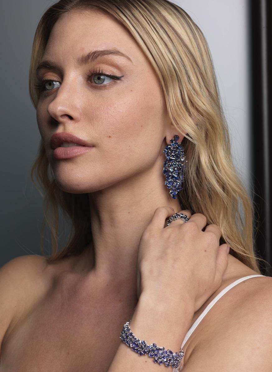 Contemporary Ruchi New York Blue Sapphire Drop Earrings For Sale