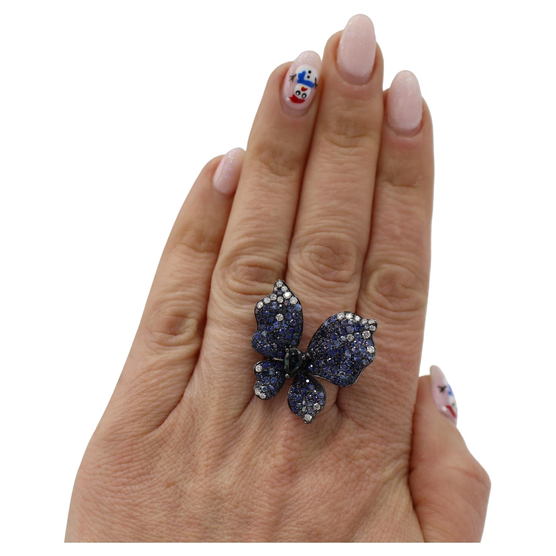 Round Cut Ruchi New York Butterfly Natural Blue Sapphire & Diamond Cocktail Ring For Sale