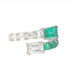 RUCHI Diamond and Emerald White Gold Toi Et Moi Bypass Ring