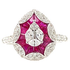 RUCHI Teardrop-Ring mit Pavé-Diamant und Rubin aus Weißgold
