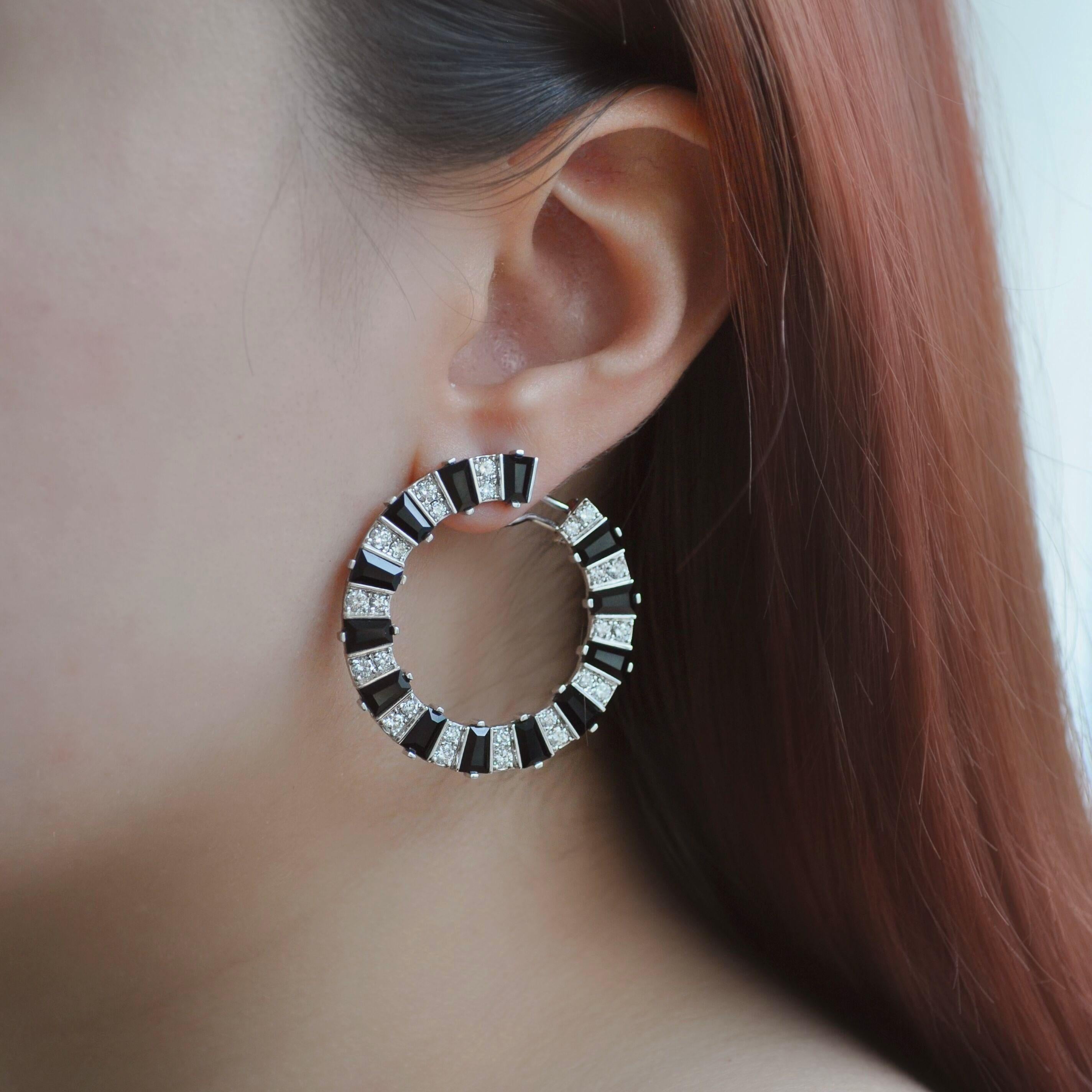 RUCHI Brilliant Diamond and Black Agate C-Shape Earrings In New Condition For Sale In New York, NY