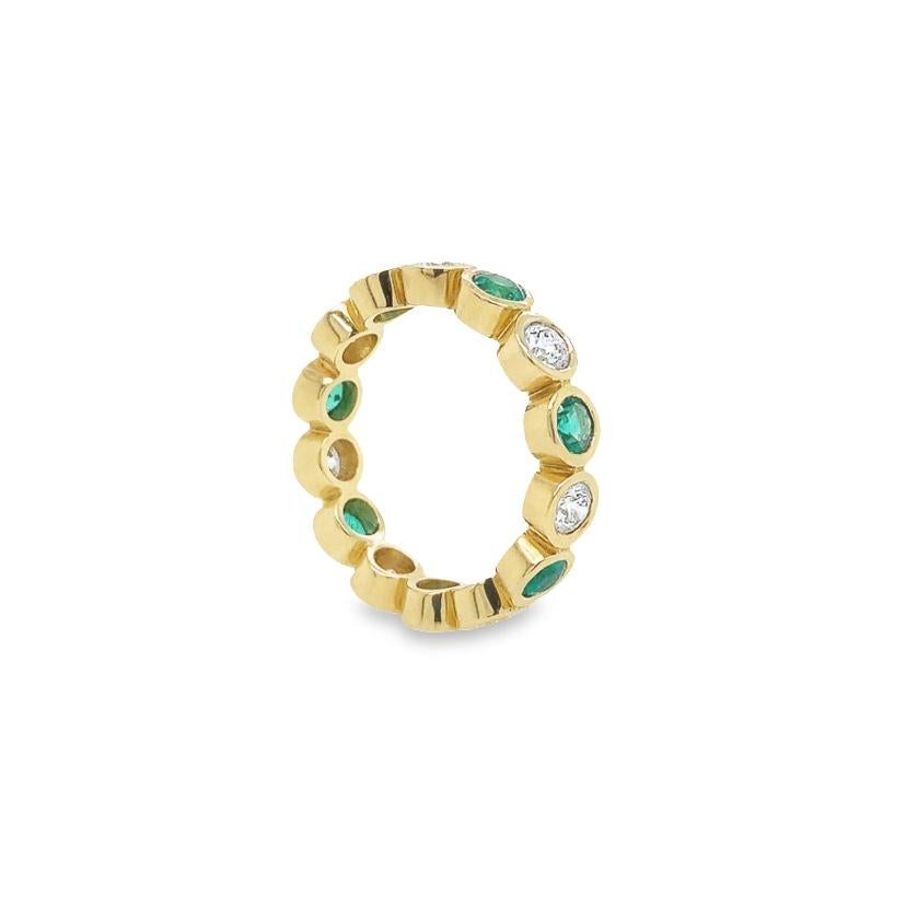 Contemporary RUCHI Emerald & Diamond 18K Yellow Gold Bezel Eternity Ring For Sale