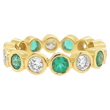 RUCHI Eternity-Ring, Smaragd & Diamant, 18 Karat Gelbgold, Lünette