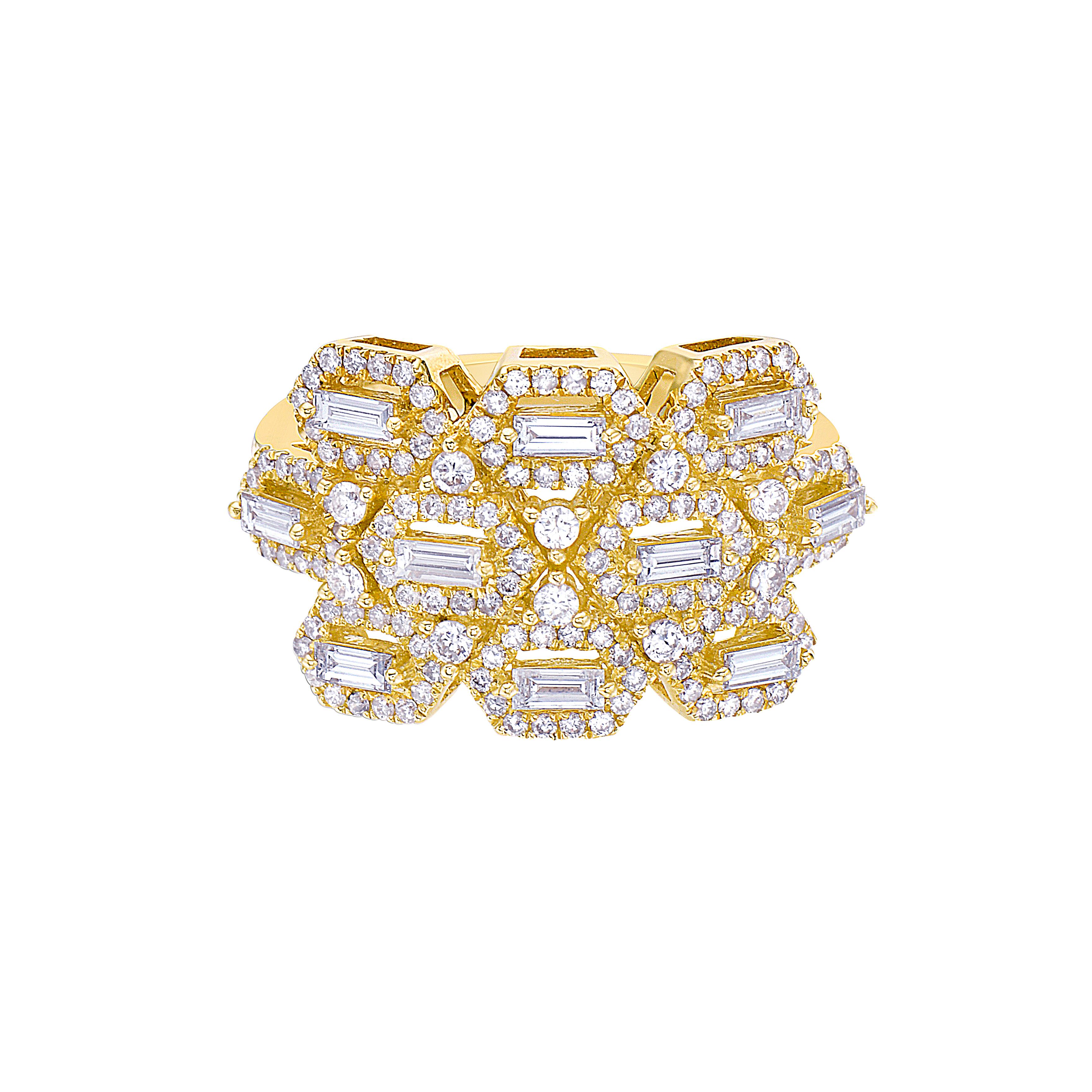 18K Yellow Gold
Diamond- 1.04 Cts