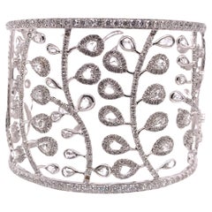 RUCHI Rose-Cut Diamond White Gold Bangle Bracelet