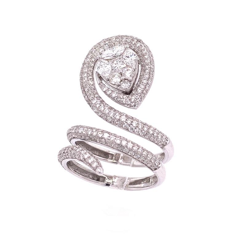 Infinity Collection 

Diamond infinity cocktail ring featuring round, princess, and marquise cut Diamond set in 18K white gold.

Diamonds: 2.00ct total weight.
All diamonds are G-H/SI stones.