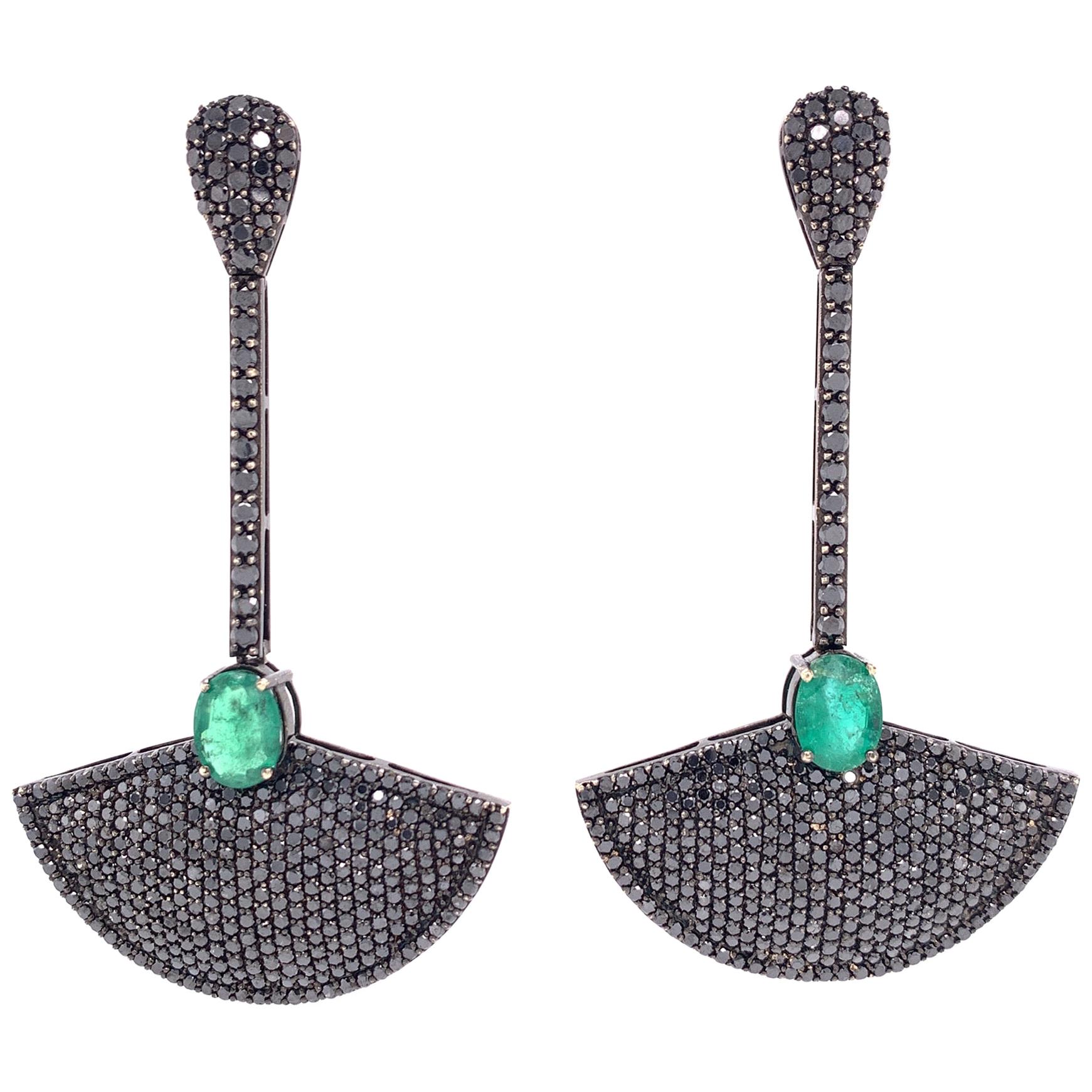 RUCHI Emerald and Black Diamond Pavé Black Rhodium Drop Earrings For Sale