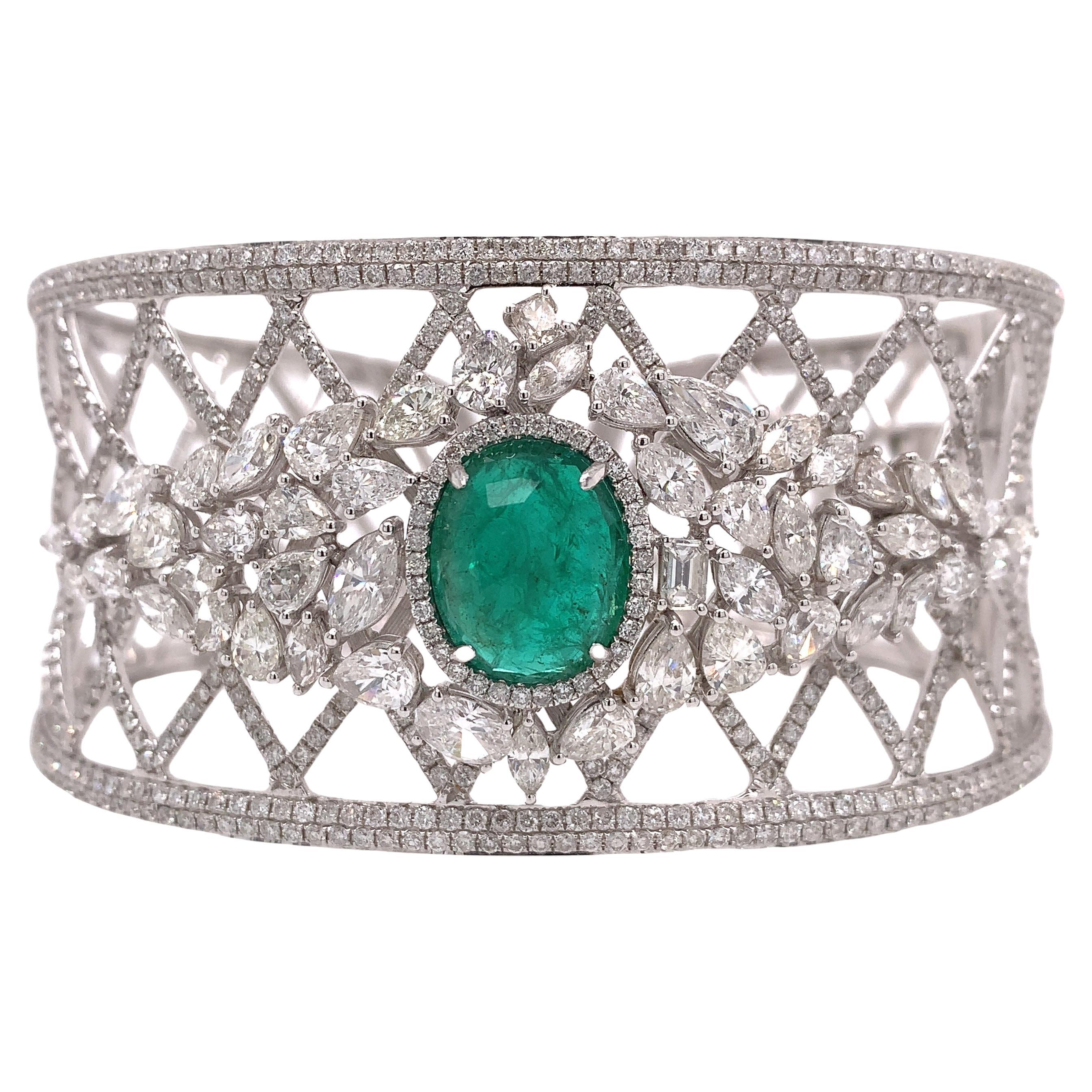RUCHI Oval Colombian Emerald and Diamond White Gold Hinge Bangle For Sale
