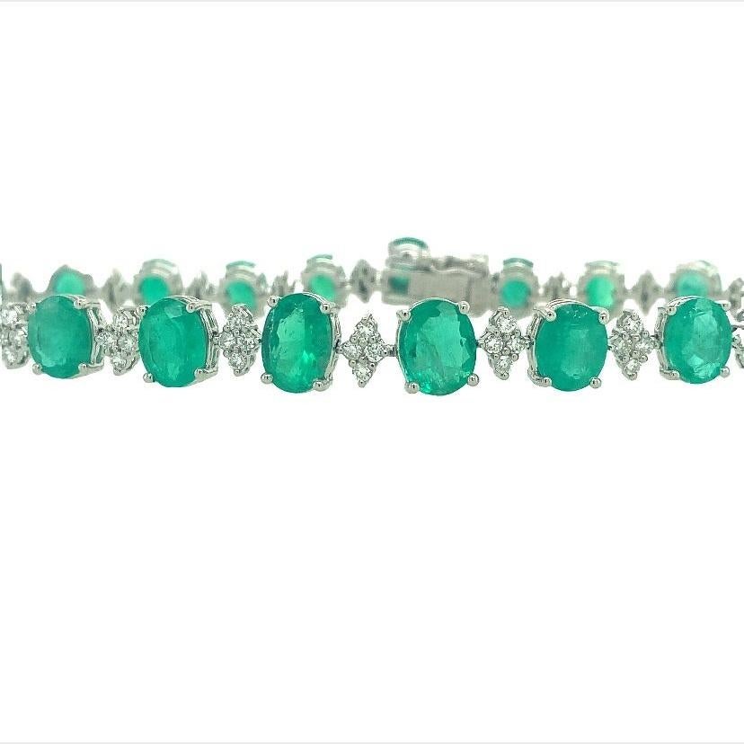 Mixed Cut RUCHI Oval Colombian Emerald and Brilliant Diamond White Gold Bracelet For Sale