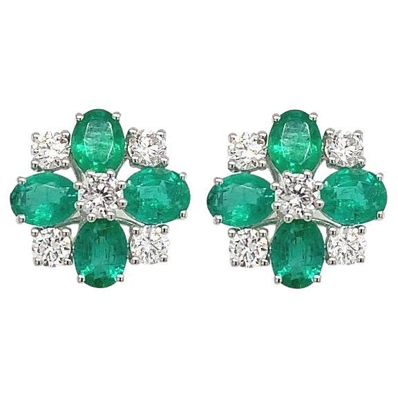 Ruchi New York Emerald and Diamond Flower Stud Earrings For Sale at 1stDibs