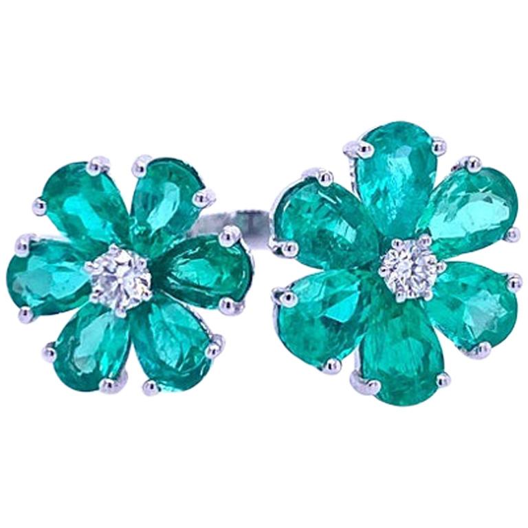 Ruchi New York Emerald and Diamond Open Flower Ring