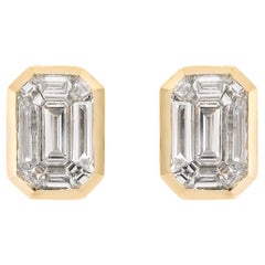 RUCHI Clous d'oreilles en or jaune avec diamants baguettes taille émeraude