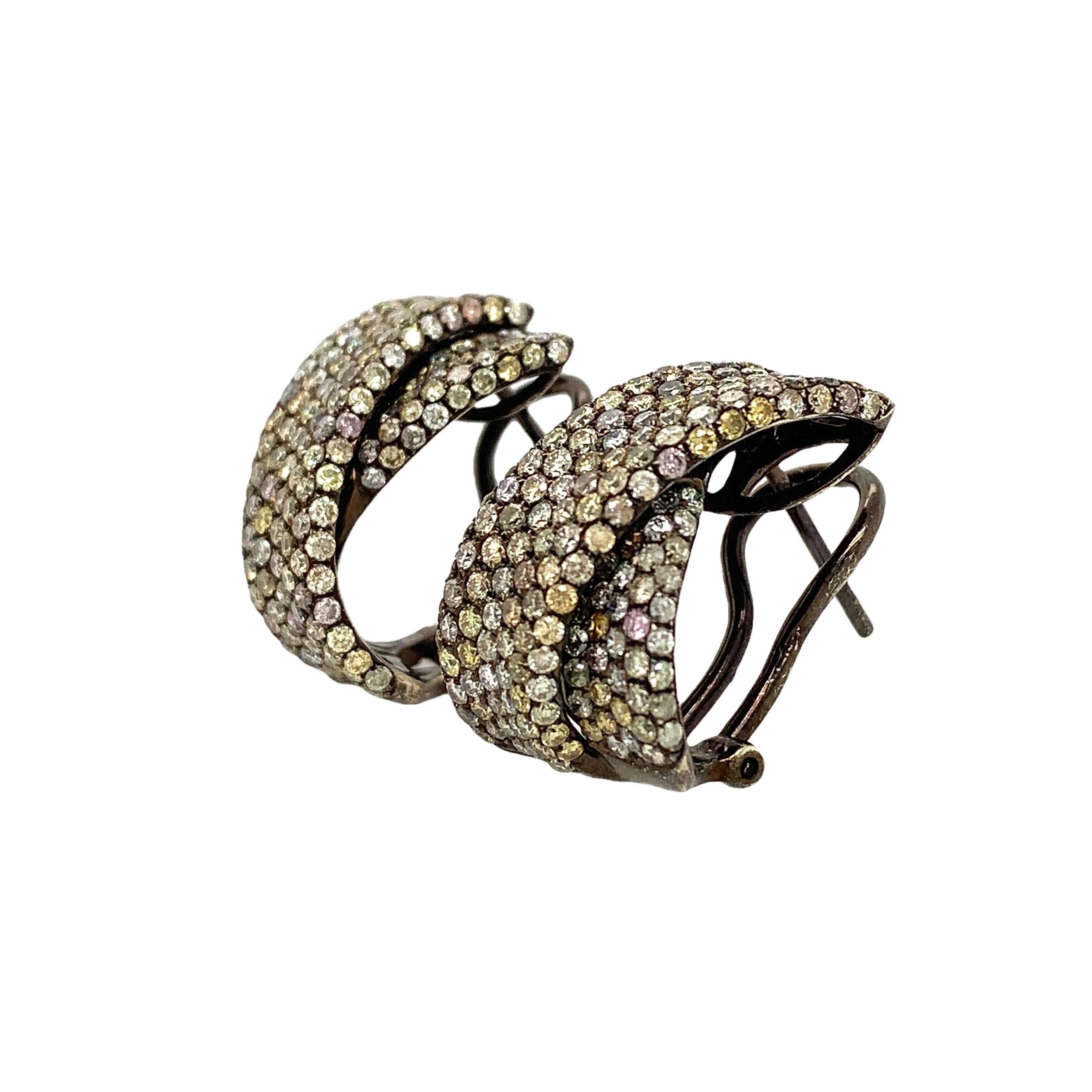 Round Cut Ruchi New York Fancy Diamond Earrings For Sale