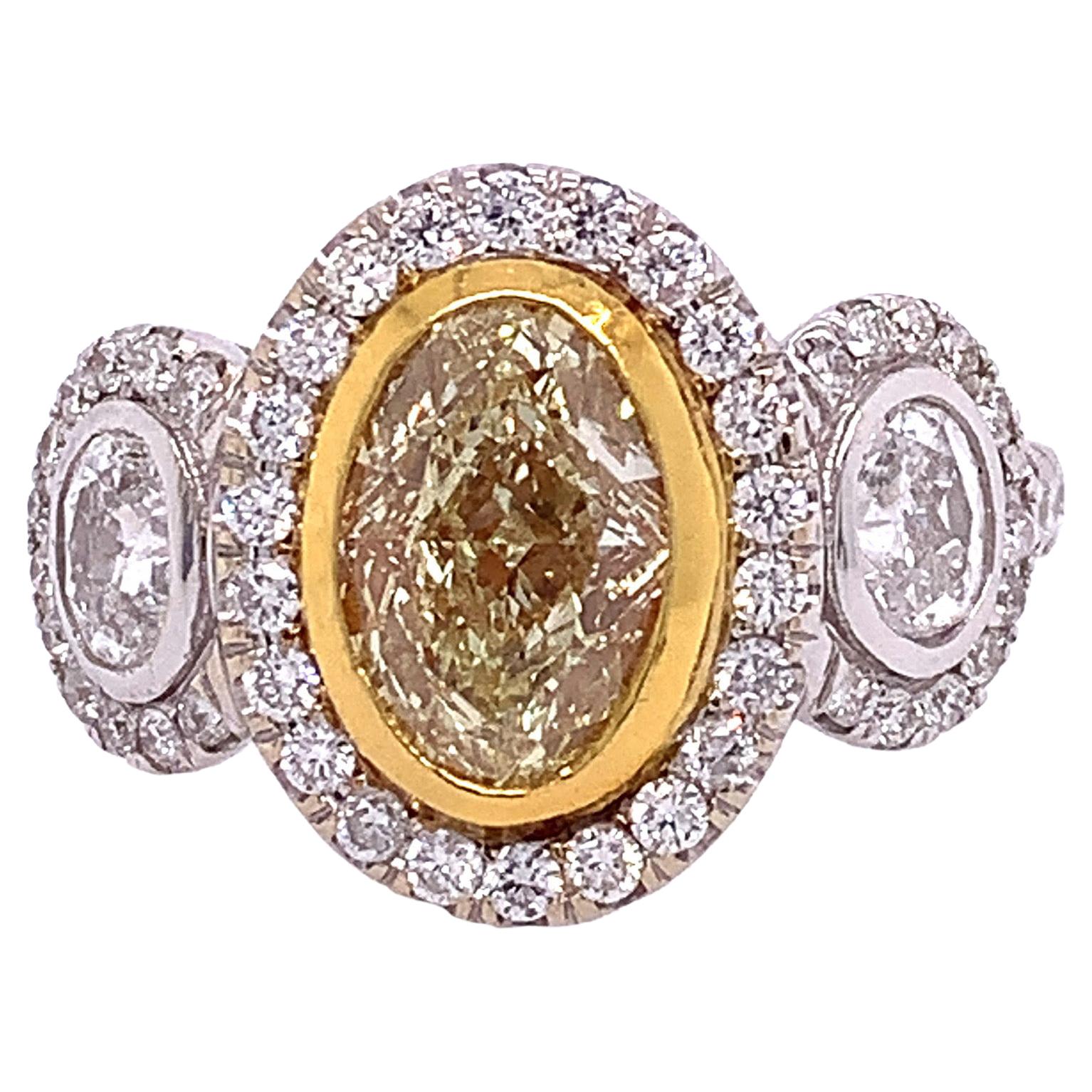 RUCHI Fancy Yellow and White Diamond Two-Tone Gold Solitaire Ring For Sale