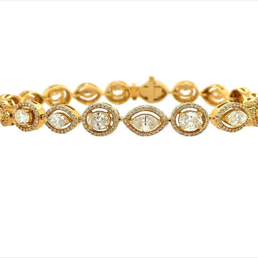 Mixed Cut RUCHI Mixed-Shape Diamond Yellow Gold Bracelet For Sale