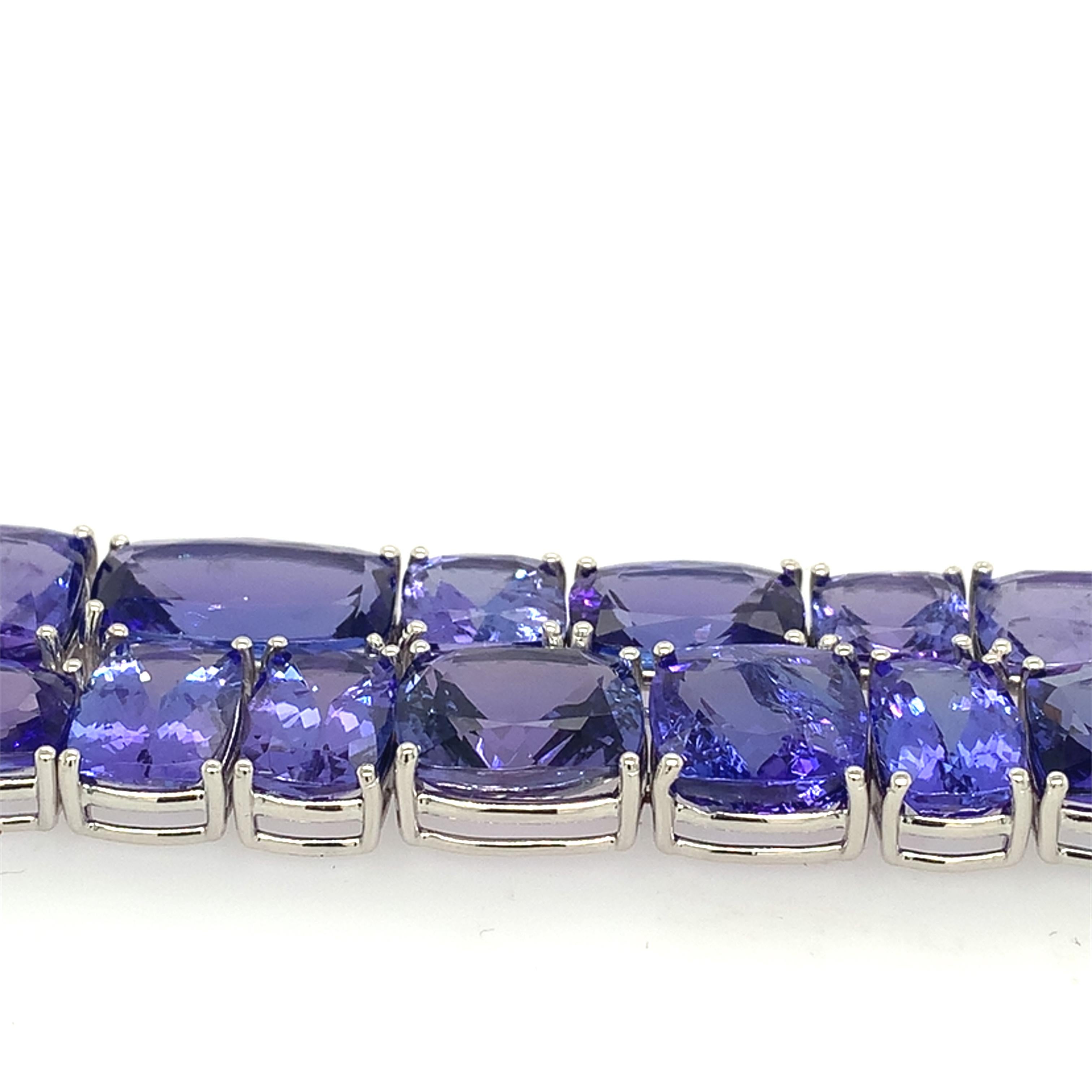 Bracciale in tanzanite a più file di Ruchi New York in vendita 1
