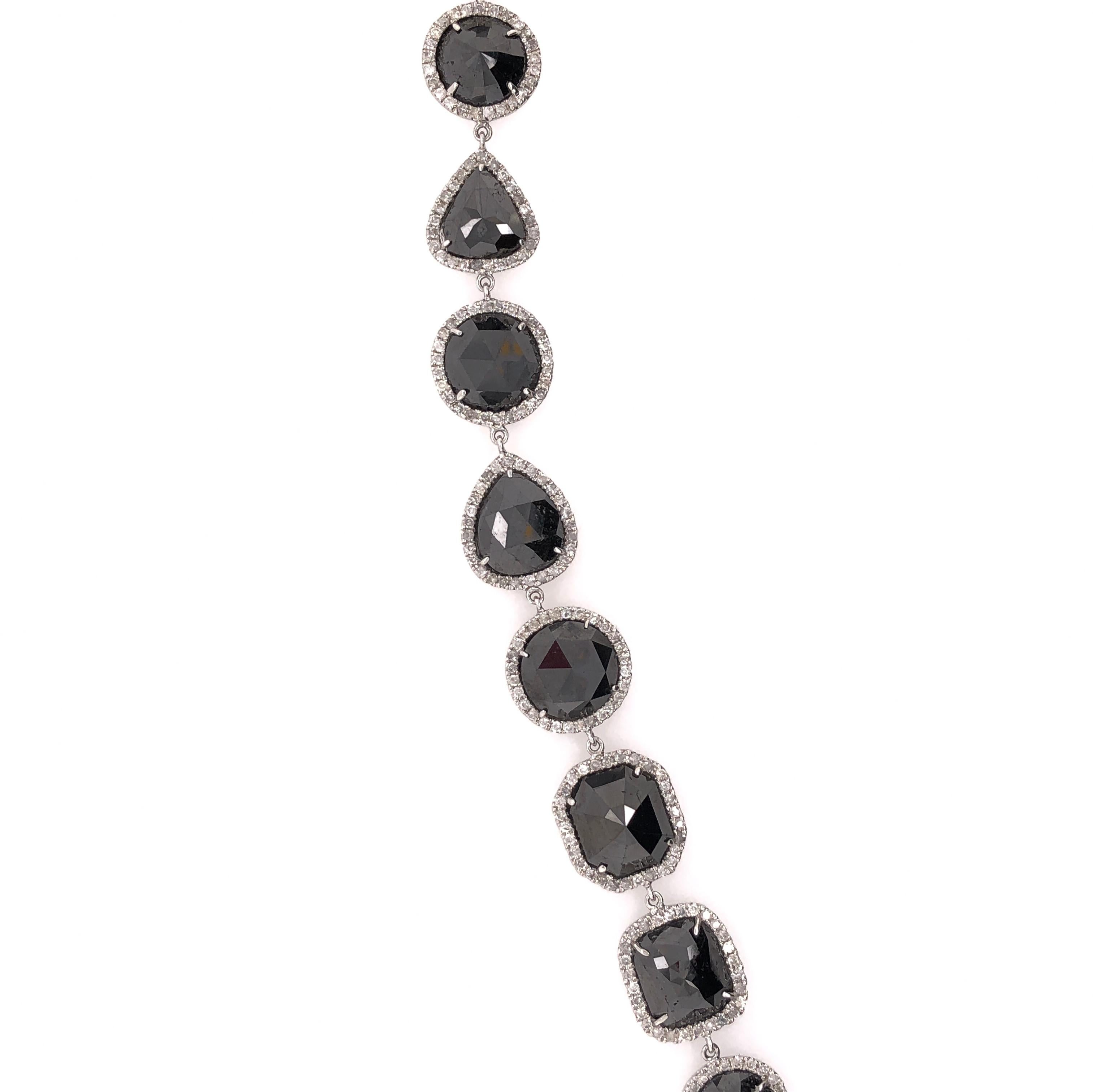 RUCHI Weißgoldarmband in Mischform mit schwarzen Diamanten im Rosenschliff (Moderne) im Angebot