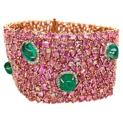 RUCHI Bracelet large en or rose, saphir rose, émeraude et diamants