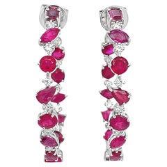 Pendientes de aro de rubí y diamantes Ruchi New York