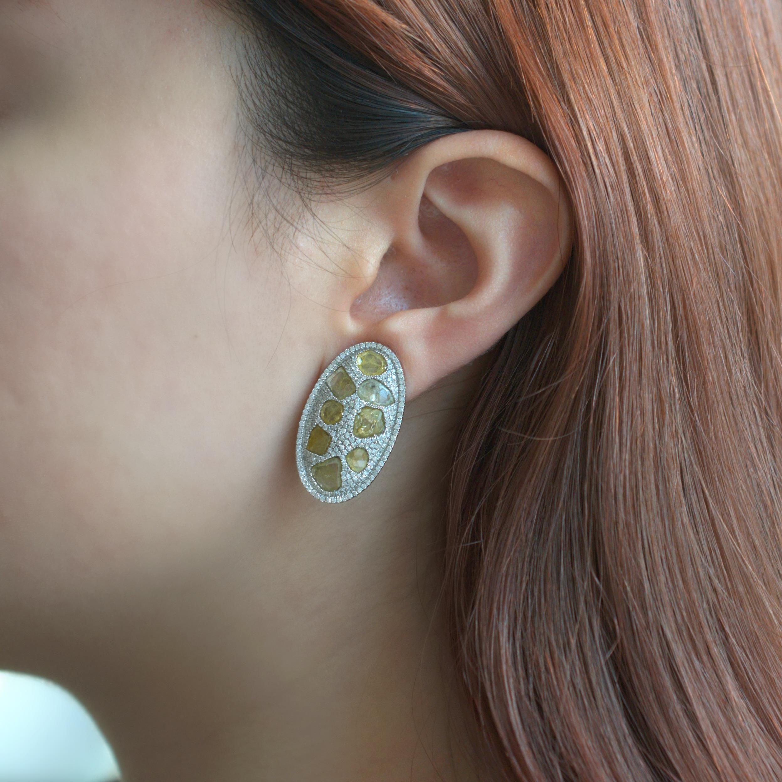 Women's or Men's RUCHI Sliced Diamond & Pavé Diamonds White Gold Oval Disk Clip-On Earrings For Sale