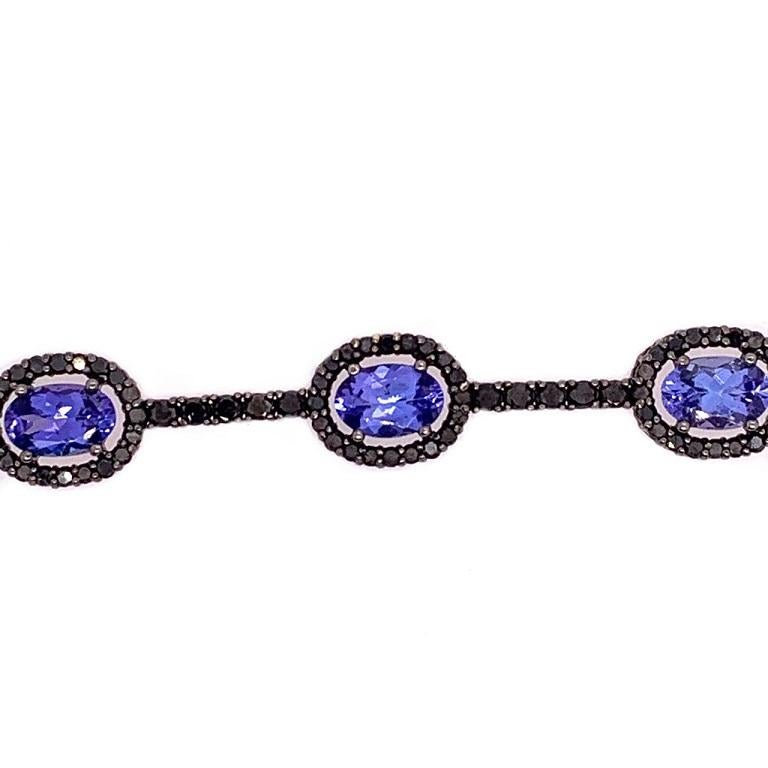 Contemporain RUCHI Bracelet tennis Tanzanite et diamant noir en or rhodié noir en vente