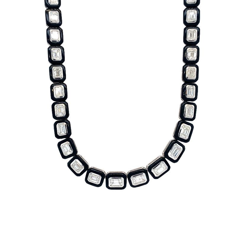 Contemporain RUCHI Collier en or blanc avec diamants de forme octogonale et agate noire en vente