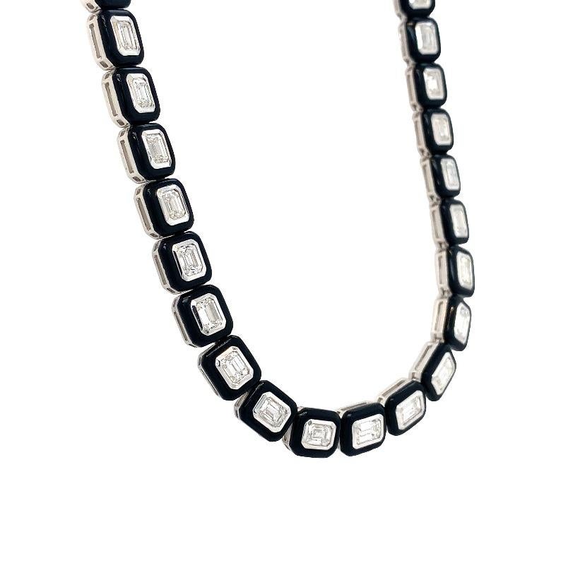 RUCHI Collier en or blanc avec diamants de forme octogonale et agate noire Pour femmes en vente
