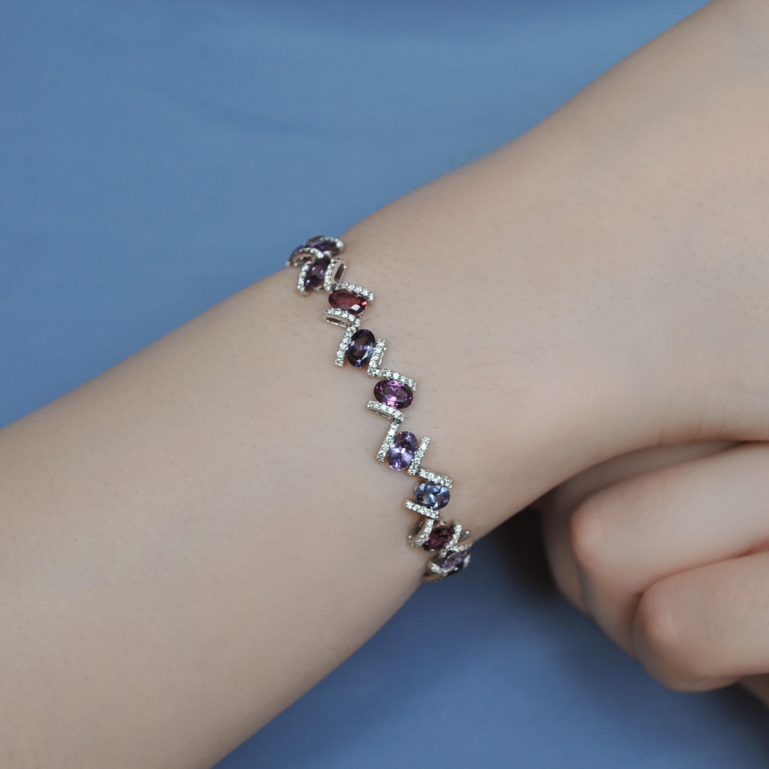 Contemporary RUCHI Oval-Shaped Purple Sapphire and Diamond White Gold Link Bracelet For Sale